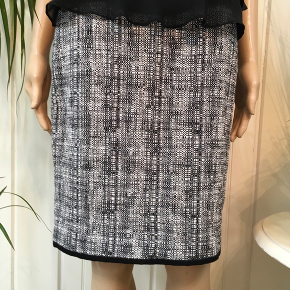 NWOT TALBOTS TWEED PENCIL SKIRT - Picture 5 of 7